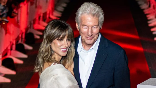 Richard Gere y su mujer Alejandra Silva Richard Gere y su mujer Alejandra Silva