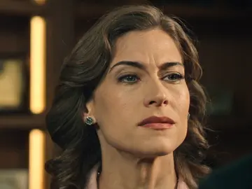 Marta, furiosa, le recrimina a su padre la contratación del detective: “¿Por qué me está haciendo esto?” Marta, furiosa, le recrimina a su padre la contratación del detective: “¿Por qué me está haciendo esto?”