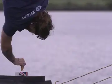 Un récord insólito haciendo puenting Un récord insólito haciendo puenting