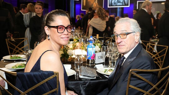 Robert De Niro y Tiffany Chen en la gala AFI