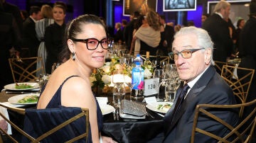 Robert De Niro y Tiffany Chen en la gala AFI