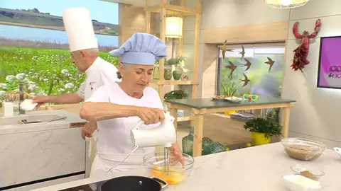 Eva Arguiñano lo vuelve a hacer: brazo gitano con crema de café y cacao que huele a gloria. Eva Arguiñano lo vuelve a hacer: brazo gitano con crema de café y cacao que huele a gloria.