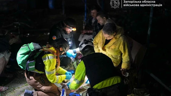 Al menos un muerto tras el ataque de un dron en Zaporiyia. Al menos un muerto tras el ataque de un dron en Zaporiyia.