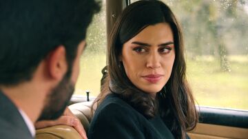 María y Raúl en el capítulo 300 de Sueños de libertad 