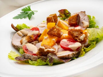 Ensalada de pavo y mango de Karlos Argui&ntilde;ano&hellip; &iexcl;lo mejor para el buen tiempo!