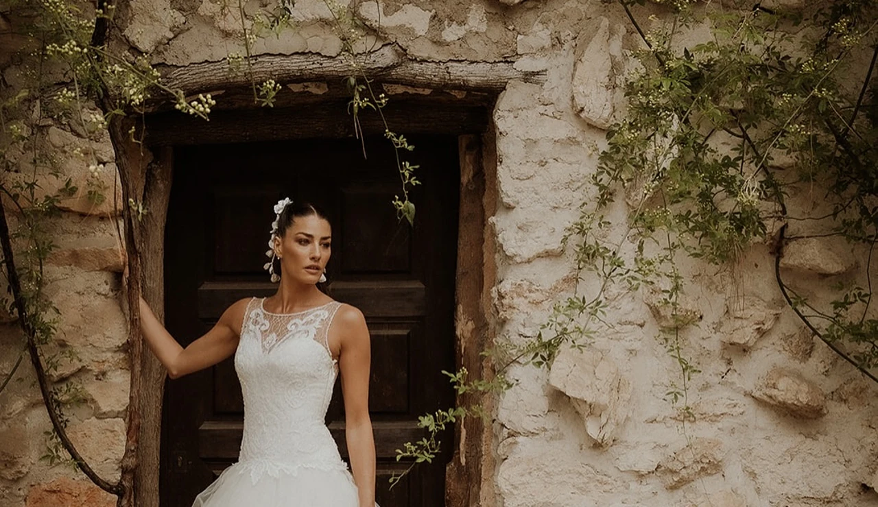 Laura Moure se casa con su pareja tras 23 años de relación: descubre las mejores fotos de su boda