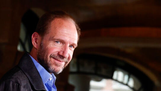 Ralph Fiennes, protagonista de 'C&oacute;nclave'