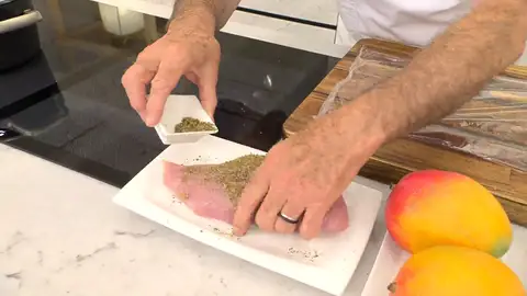 Ensalada de pavo y mango de Karlos Arguiñano… ¡lo mejor para el buen tiempo! Ensalada de pavo y mango de Karlos Arguiñano… ¡lo mejor para el buen tiempo!