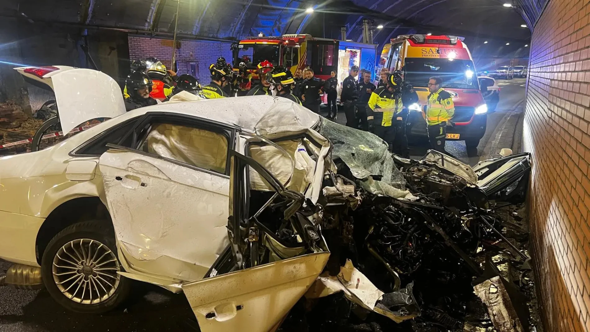 Imagen del accidente de tráfico en Madrid Imagen del accidente de tráfico en Madrid