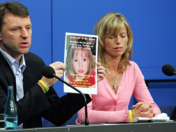 Imagen de archivo de los padres de Madeleine McCann.
