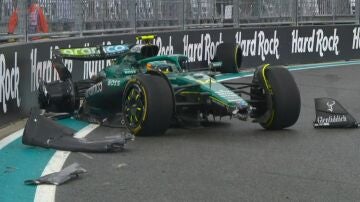 Así quedó el coche de Alonso tras el accidente en la sprint