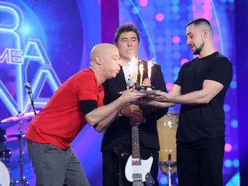 Manu Baqueiro celebra su cumpleaños en Tu cara me suena Manu Baqueiro celebra su cumpleaños en Tu cara me suena