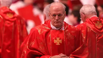 Imagen del cardenal Péter Erdő. Imagen del cardenal Péter Erdő.