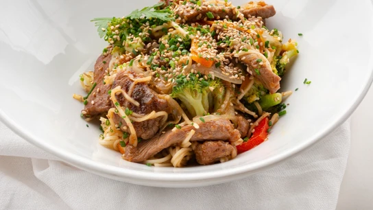 Lo mein de ternera Lo mein de ternera