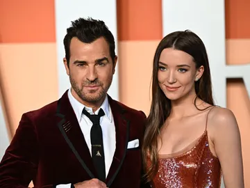 Justin Theroux y Nicole Brydon Bloom Justin Theroux y Nicole Brydon Bloom
