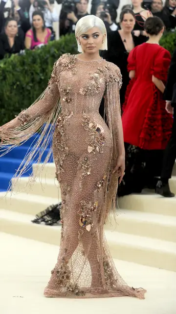 Kylie Jenner en la Met Gala 2017 Kylie Jenner en la Met Gala 2017