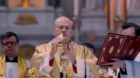 Peter Erdö, el cardenal húngaro con vínculos con el ultraderechista primer ministro Orbán Peter Erdö, el cardenal húngaro con vínculos con el ultraderechista primer ministro Orbán
