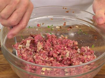 El truco de Arguiñano para que la carne picada sea más jugosa