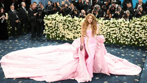 Shakira en la Met Gala 2025 Shakira en la Met Gala 2025