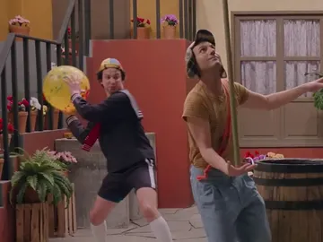 Chespirito: sin querer queriendo, la serie sobre el creador de El Chavo del 8 o El Chapulín Colorado Chespirito: sin querer queriendo, la serie sobre el creador de El Chavo del 8 o El Chapulín Colorado