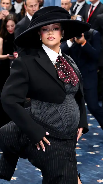 Rihanna, embarazada en la Met Gala 2025 Rihanna, embarazada en la Met Gala 2025