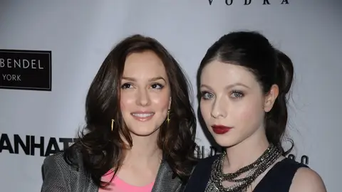 Leighton Meester y Michelle Trachtenberg Leighton Meester y Michelle Trachtenberg