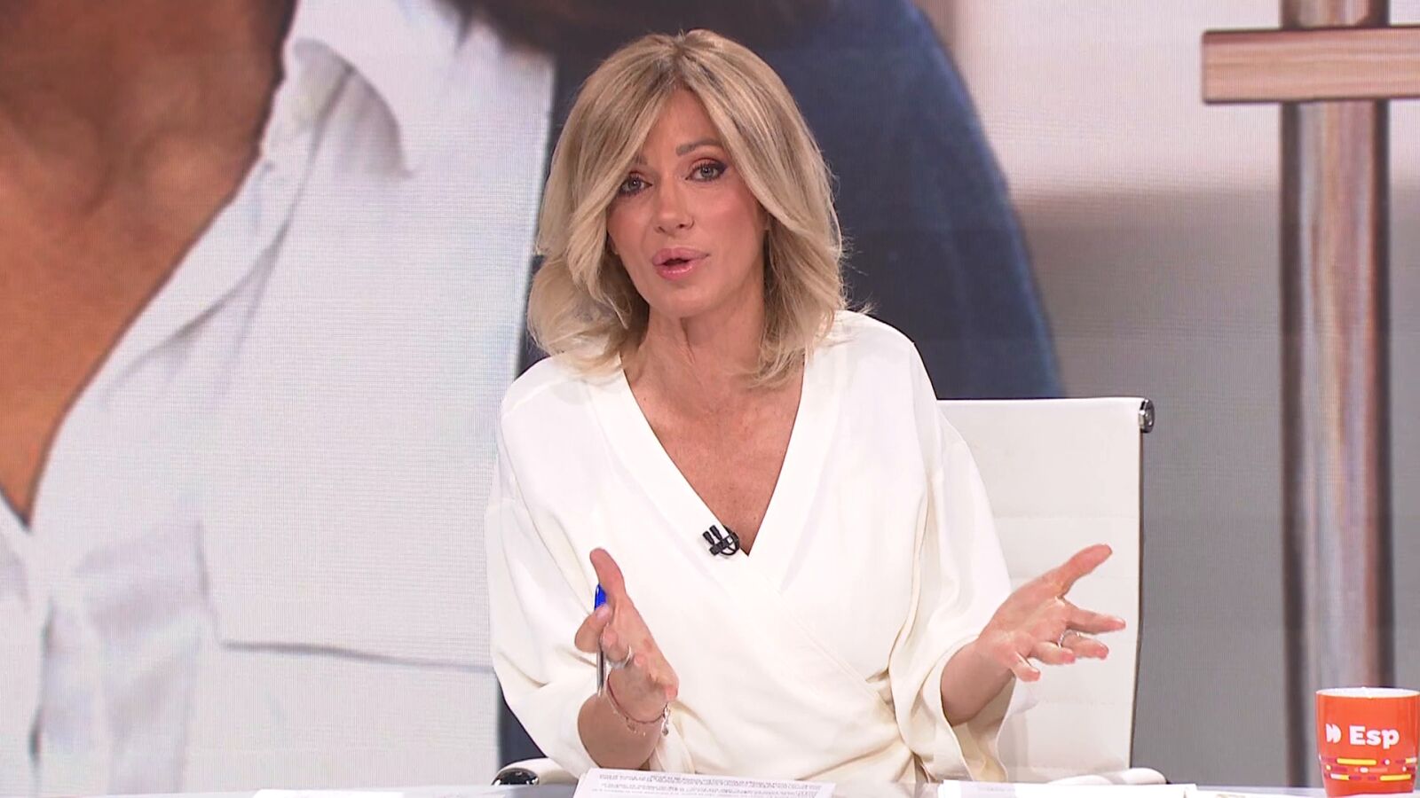 Susanna Griso afirma que hay presos con teléfono móvil: 