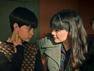 Gema acude al entierro de su prima y se reencuentra con Teo, el hijo de la fallecida 