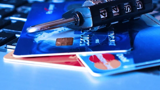 Estafa tarjetas de crédito Estafa tarjetas de crédito