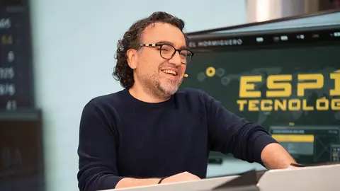 "Un poco de lo antiguo hay que tener": la reflexión de Pablo Motos a Suko tras el apagón "Un poco de lo antiguo hay que tener": la reflexión de Pablo Motos a Suko tras el apagón