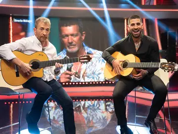 Pablo Motos e Ilia Topuria Pablo Motos e Ilia Topuria