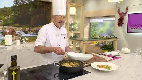 Karlos Arguiñano: las claves que debes saber para conseguir un arroz caldoso en su punto Karlos Arguiñano: las claves que debes saber para conseguir un arroz caldoso en su punto