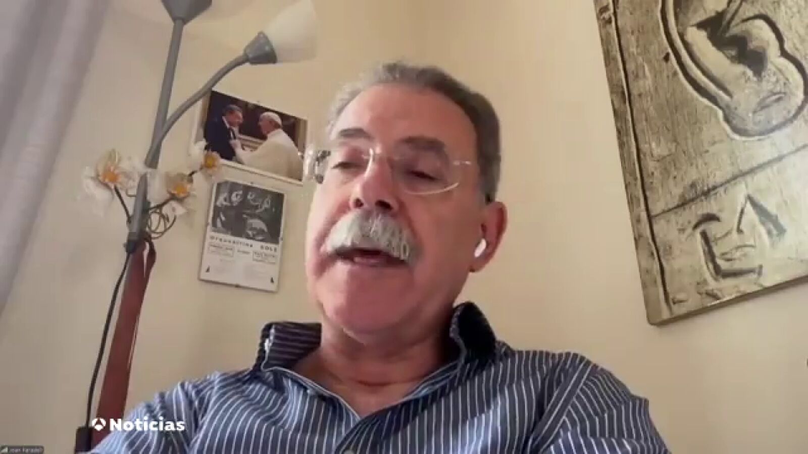 Joan Paradell, organista emérito de la Capilla Sixtina, relata cómo es tocar en un cónclave: 