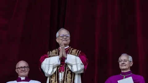Vestimenta papa León XIV Vestimenta papa León XIV