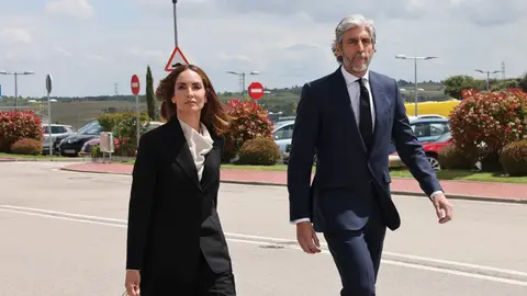 Eugenia Silva y Alfonso de Borbón Yordi llegando al tanatorio tras la muerte de Alfonso de Borbón y Escasany Eugenia Silva y Alfonso de Borbón Yordi llegando al tanatorio tras la muerte de Alfonso de Borbón y Escasany