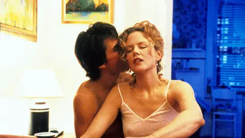Tom Cruise y Nicole Kidman en Eyes Wide Shut Tom Cruise y Nicole Kidman en Eyes Wide Shut
