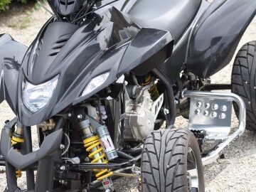  Muere un joven de 35 años tras un choque entre un 'quad' y un coche en Huelva