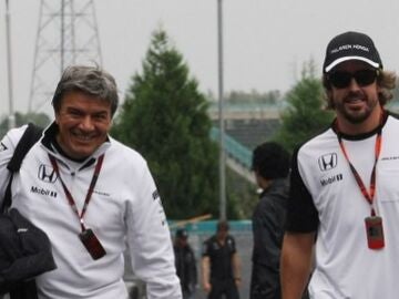 Fernando Alonso y Fabrizio Borra en una imagen subida por el asturiano a sus redes sociales