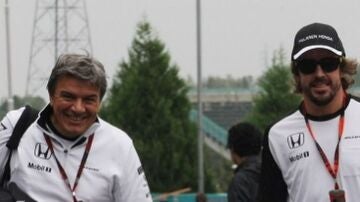 Fernando Alonso y Fabrizio Borra en una imagen subida por el asturiano a sus redes sociales