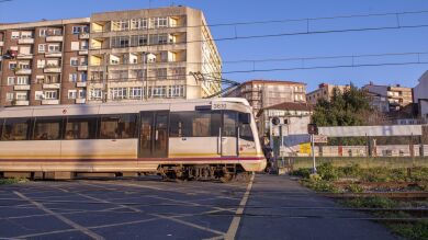 Muere una persona arrollada por un tren en Villena, Alicante