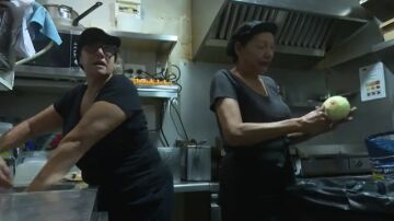 2 trabajadoras inmigrantes en Canarias