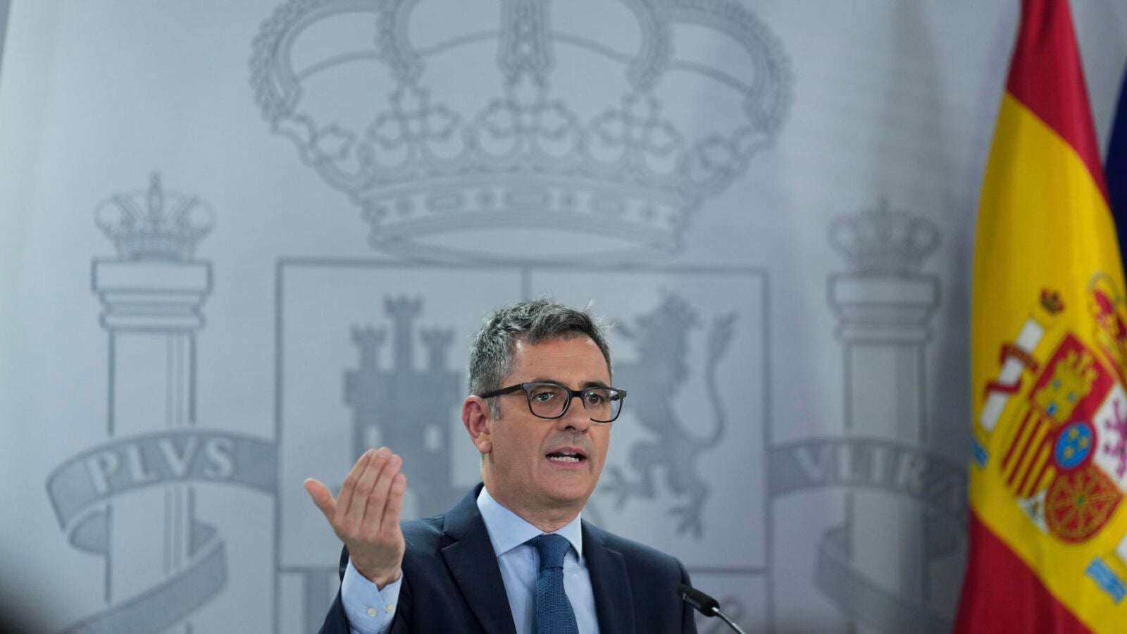 El Gobierno avisa con emprender acciones legales tras la filtración de mensajes entre Pedro Sánchez y Ábalos