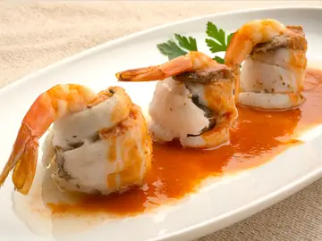 Popietas de gallo con langostinos, de Arguiñano: un recetón en 15 minutos Popietas de gallo con langostinos, de Arguiñano: un recetón en 15 minutos