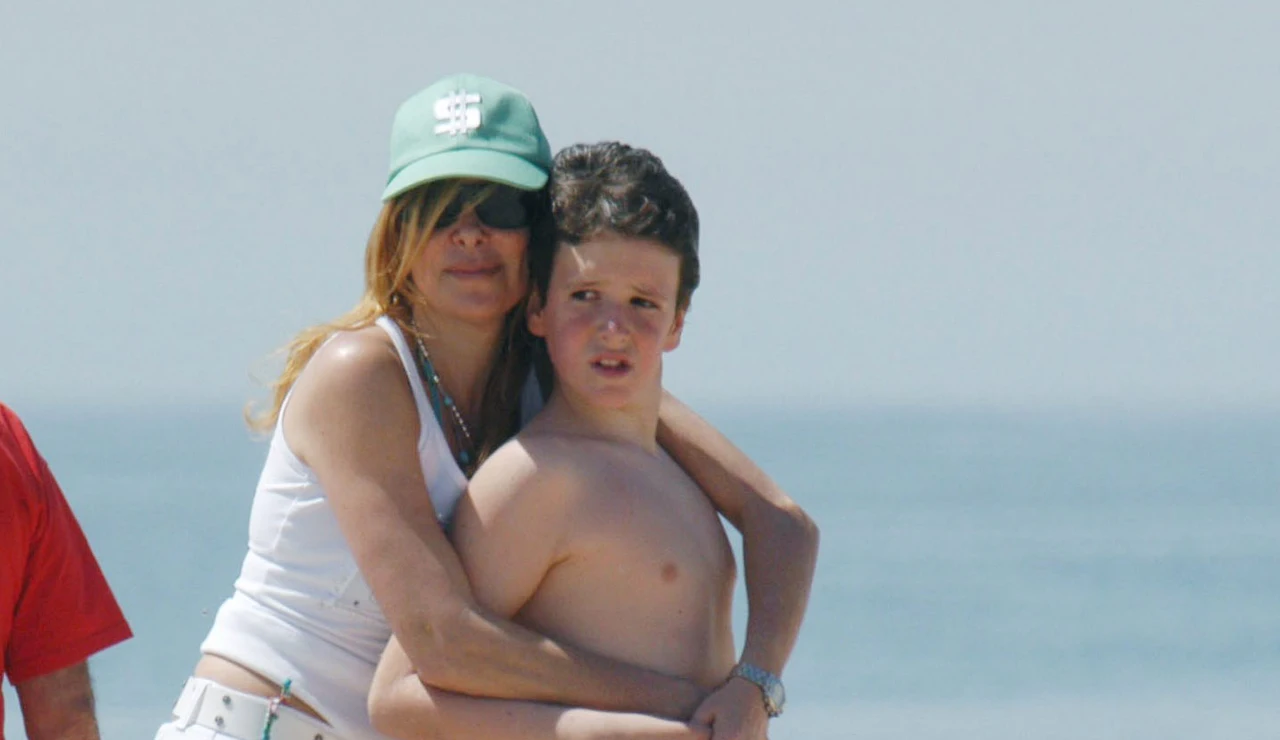 Ana Obregón y su hijo Aless Lequio