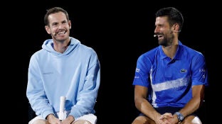 Andy Murray (i) y Novak Djokovic en Australia este 2025