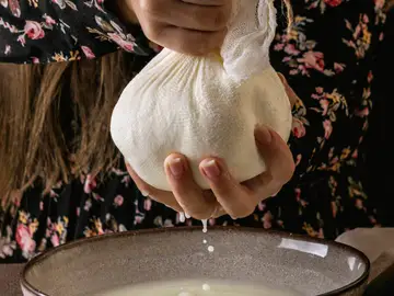 Suero lácteo al hacer queso Suero lácteo al hacer queso