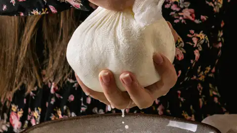 Suero lácteo al hacer queso Suero lácteo al hacer queso