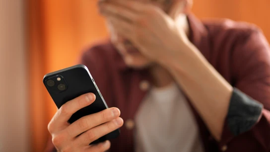 Las llamadas comerciales deberán identificarse con un número específico o serán bloqueadas Las llamadas comerciales deberán identificarse con un número específico o serán bloqueadas