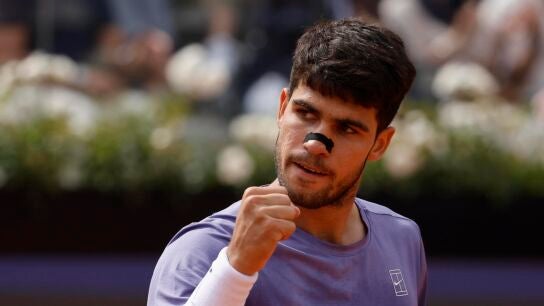 Alcaraz levanta el pu&ntilde;o en el duelo ante Draper