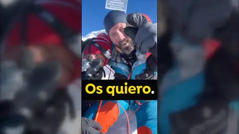 Ocho meses para tocar el techo del mundo: la última hazaña de Mitchell Hutchcraft Ocho meses para tocar el techo del mundo: la última hazaña de Mitchell Hutchcraft